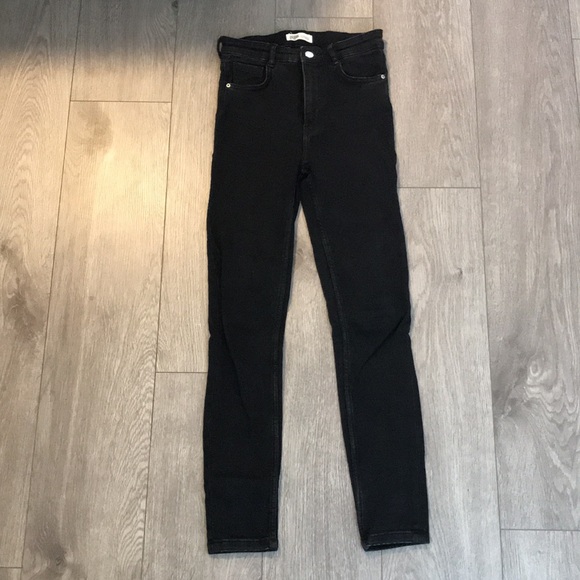 Zara Black Skinny Jeans | size: 4 - Picture 2 of 8
